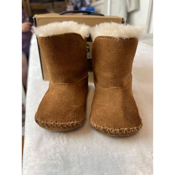 UGG Caden Baby Boots Booties Chestnut Brown Suede Shearling Infant 6-12M Sz 2/3 - Picture 9 of 11